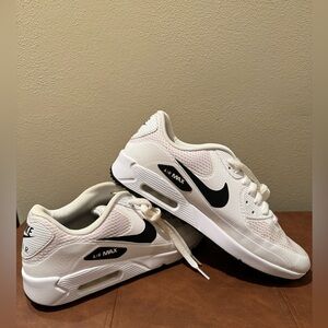 Nike Air Max 90 G. Golf shoe. Men’s size 10, women’s size 11.5